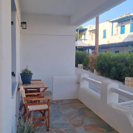 Barewake's Place 2 Modern Cycladic And Seafront View South Paros 公寓